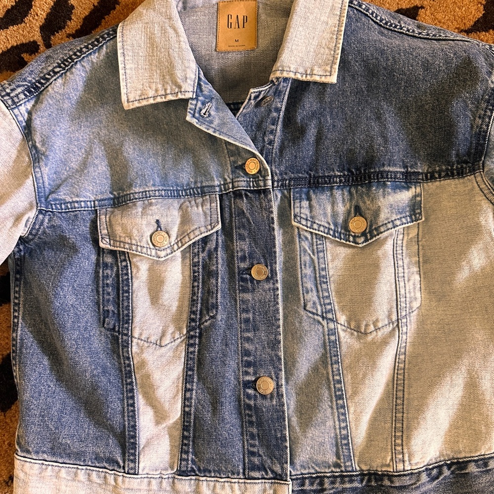GAP Women's Two-Tone Blue Jean Jacket